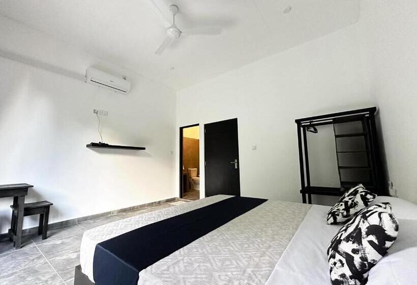 Cameră Standard cu Balcon, Zero Nero