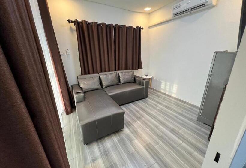 디럭스 룸 킹사이즈 침대, Nuttida Resort ณัฐธิดา รีสอร์ท