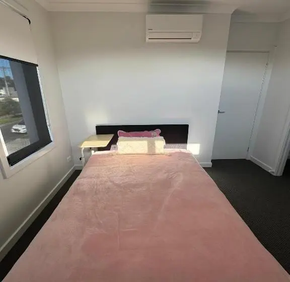 シングルデラックスルーム, Brand New Comfortable Room In A Beautiful Suburb