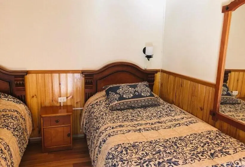 スタンダードルーム, Hostal Collins House