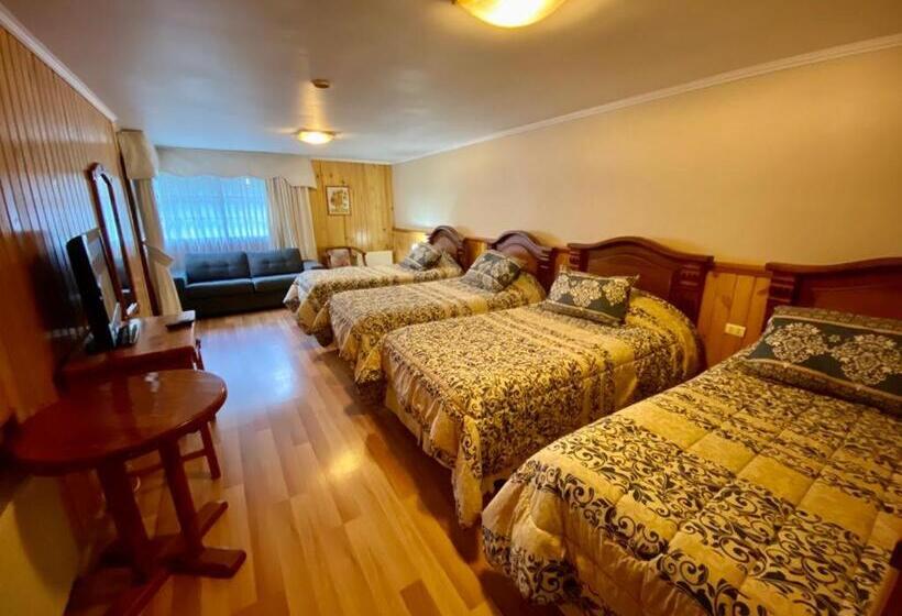 اتاق کلاسیک چهارنفره, Hostal Collins House
