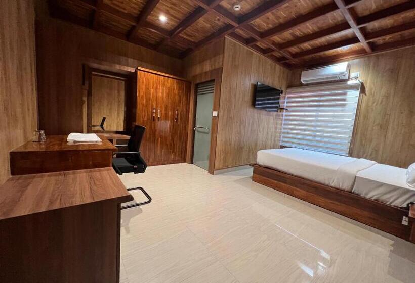 Номер Стандарт, Sanjeevini Ayurveda And Yoga Retreat