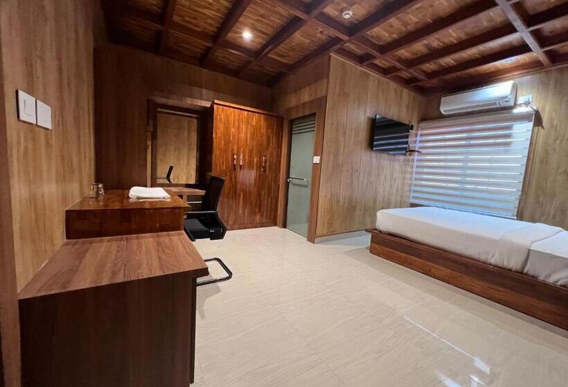 スタンダードルーム, Sanjeevini Ayurveda And Yoga Retreat