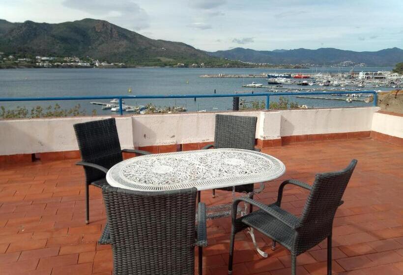 Апартаменты 1 Спальня Вид на Море, Artmony Piso Centro Del Pueblo Vista Frente Al Mar Appartement Plein Centre En Front De Mer