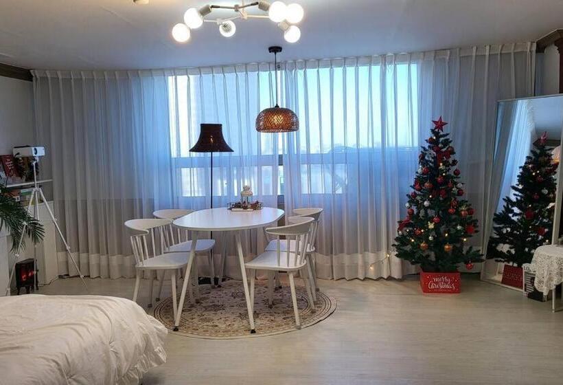 标准间, Cottenbeach2