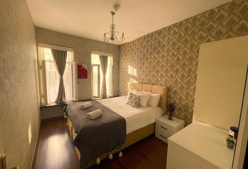 海景套房, Es Moda