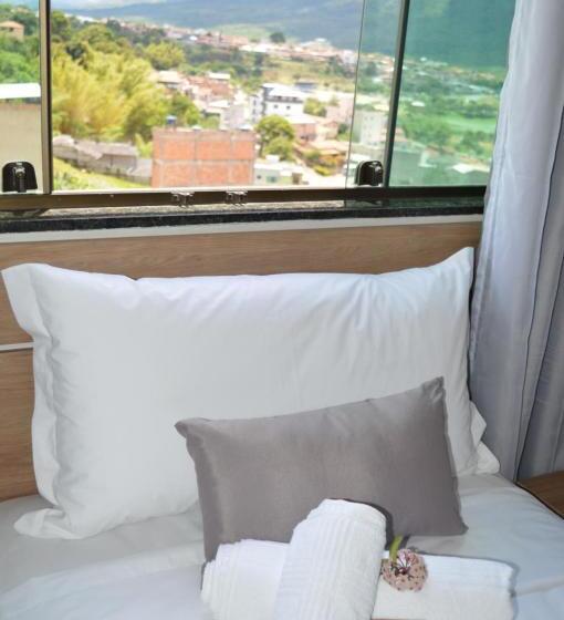 غرفة قياسية ثلاثية, Di Genova