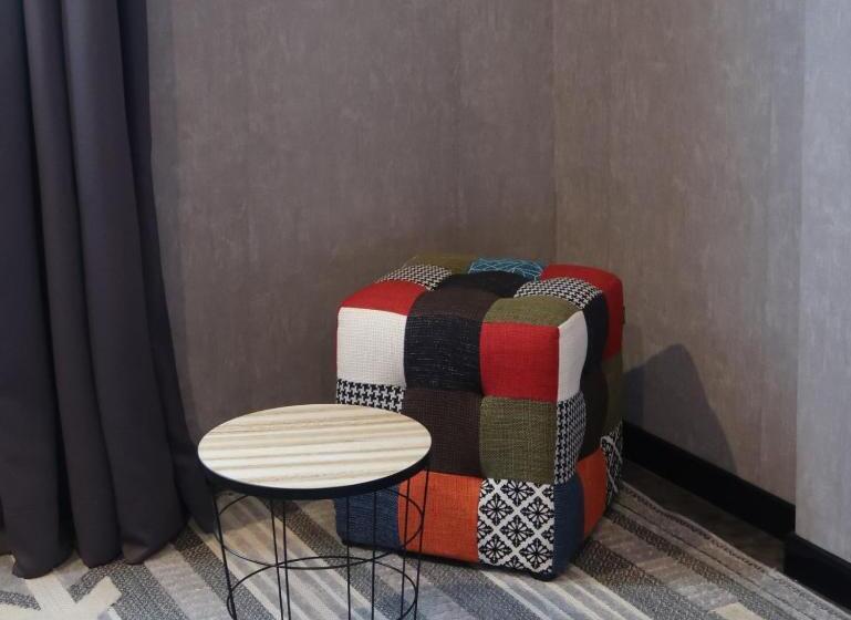 キングサイズベッドのデラックスルーム, Fhandika Boutique Inc