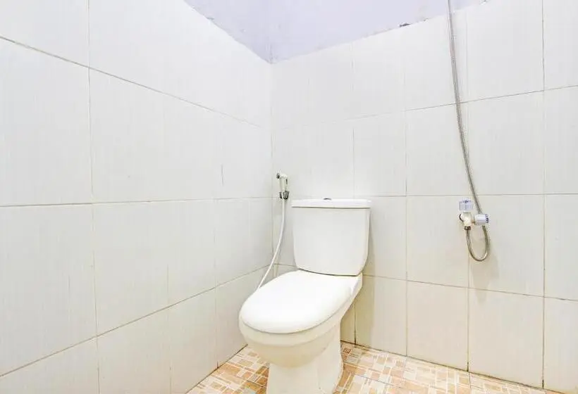 Habitació Economy, Oyo 93208 Guest House Cemara 2