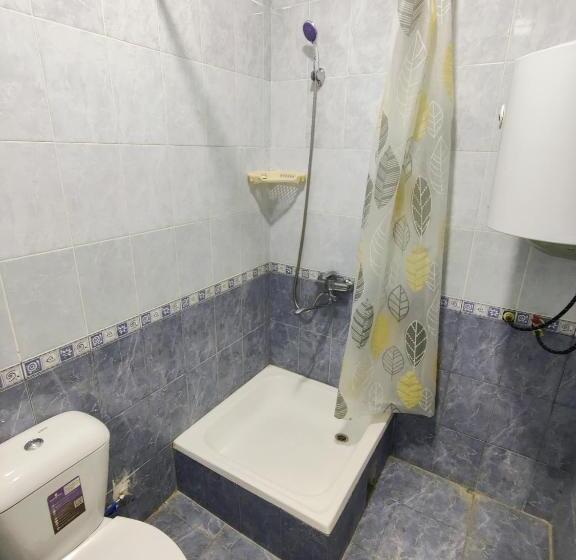 Habitación Estàndard Individual, Zavq