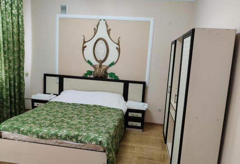 Habitació Estàndard, Zavq