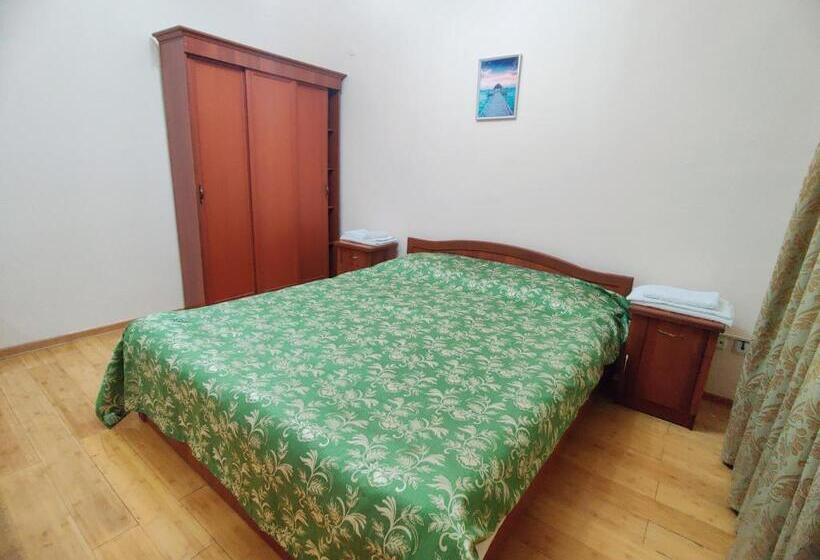 Habitació Estàndard, Zavq