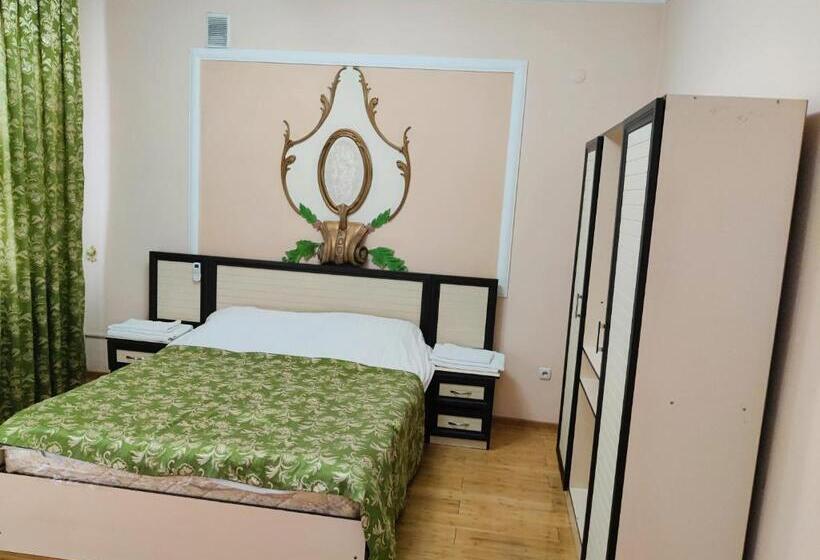 Habitació Estàndard, Zavq