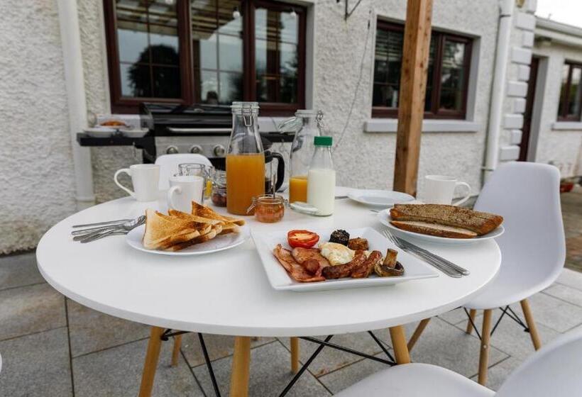Номер Стандарт Вид на Сад, Oak House Laois B&b
