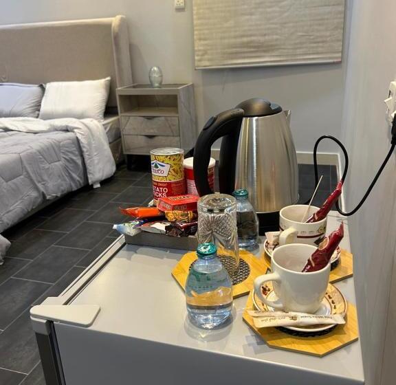 标准间, جازعكو