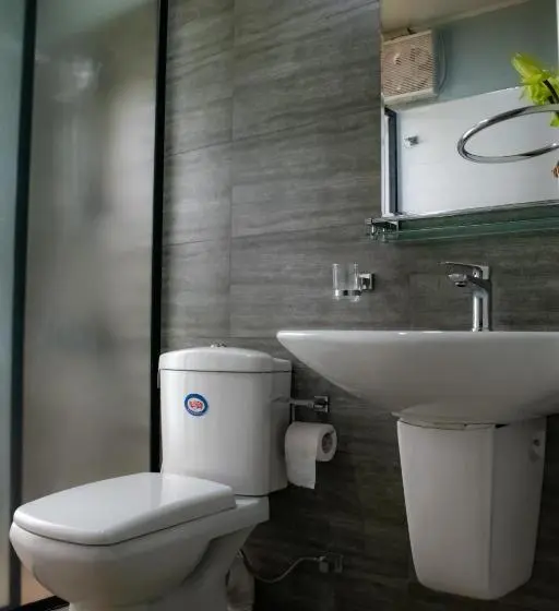 Habitació Triple Estàndard amb Balcó, Amanzi Residence