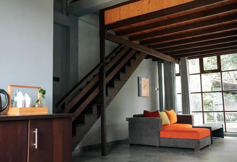 デラックスファミリールーム, Amanzi Residence