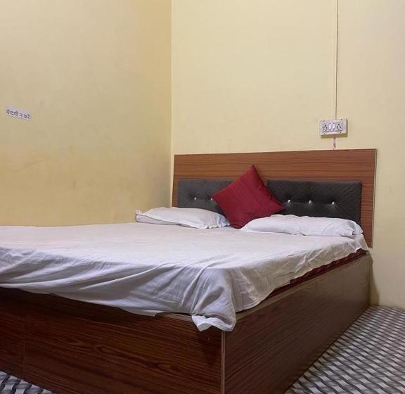اتاق استاندارد, Shivalay Paying Guest House
