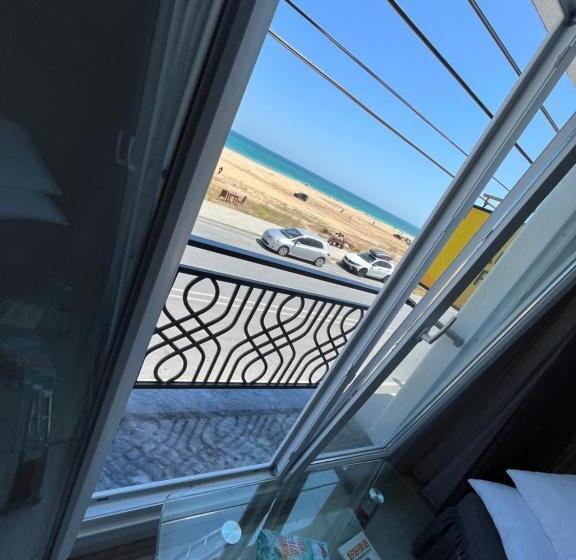 דירת חדר נוף לים, Airport Confort Guest House