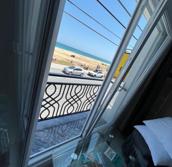 带1个卧室的带海景的公寓, Airport Confort Guest House