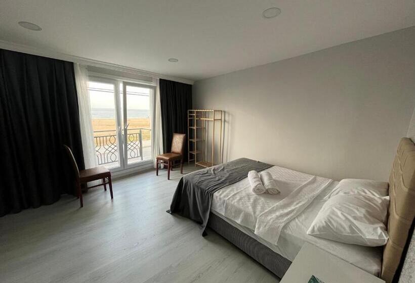 带1个卧室的带海景的公寓, Airport Confort Guest House