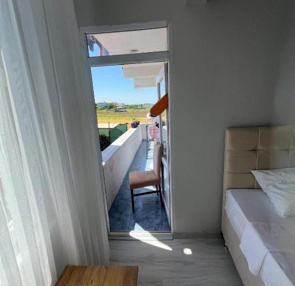 带1个卧室的带海景的公寓, Airport Confort Guest House