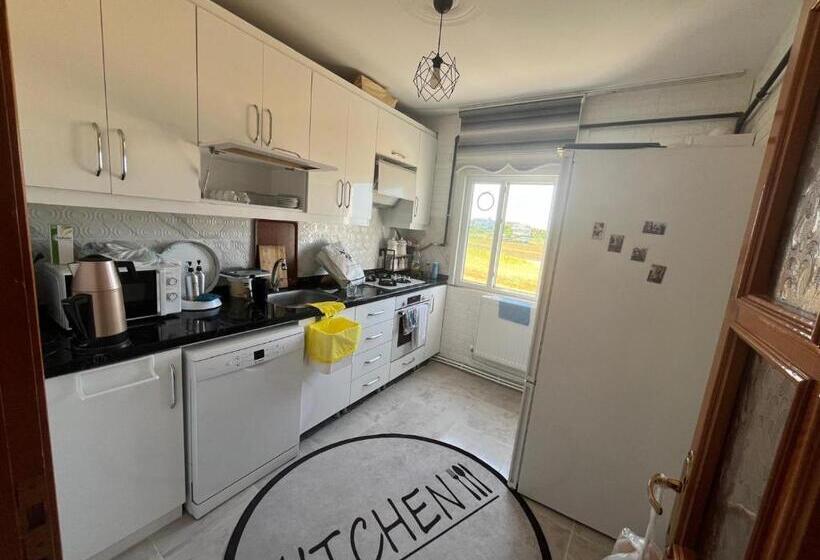 דירת חדר נוף לים, Airport Confort Guest House