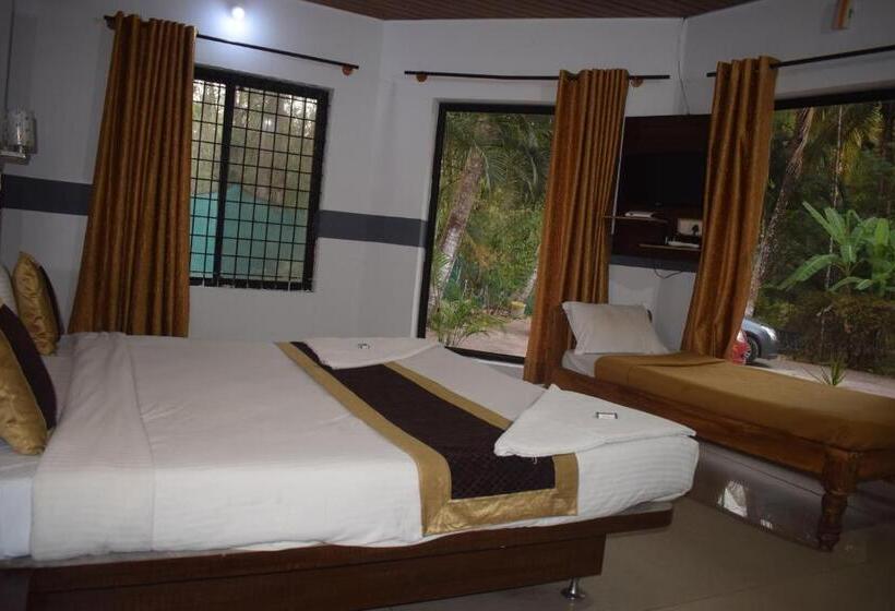 Номер Deluxe, Coorg Anekadu Resort