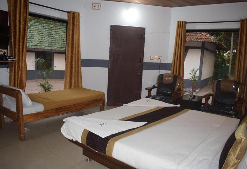 Номер Deluxe, Coorg Anekadu Resort