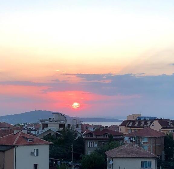 غرفة قياسية ثلاثية ذات اطلالة, хотел андре