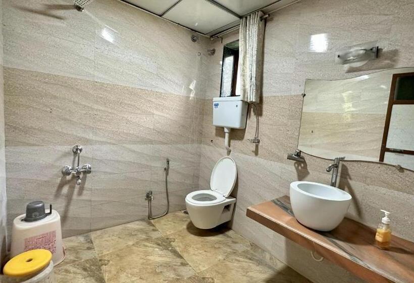 غرفة ديلوكس, Coral Bay Villa Kashid