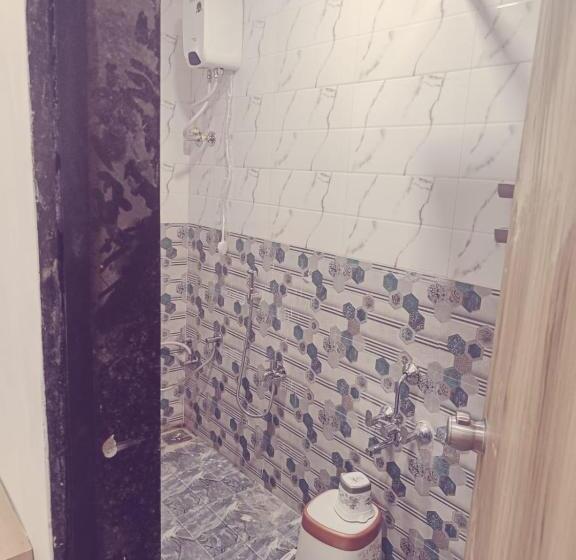 غرفة ديلوكس, Krishna Hotel Gandhinagar