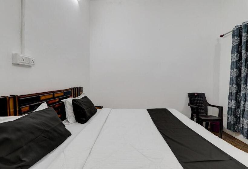 غرفة كلاسيكية ثلاثية, Oyo Flagship Chitra Guest House