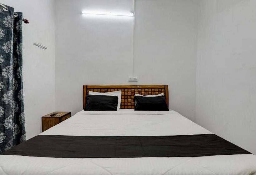 Трехместный Номер Классика, Oyo Flagship Chitra Guest House