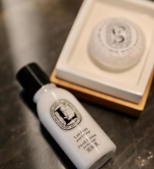 豪华房间, Phoenix River Yixing