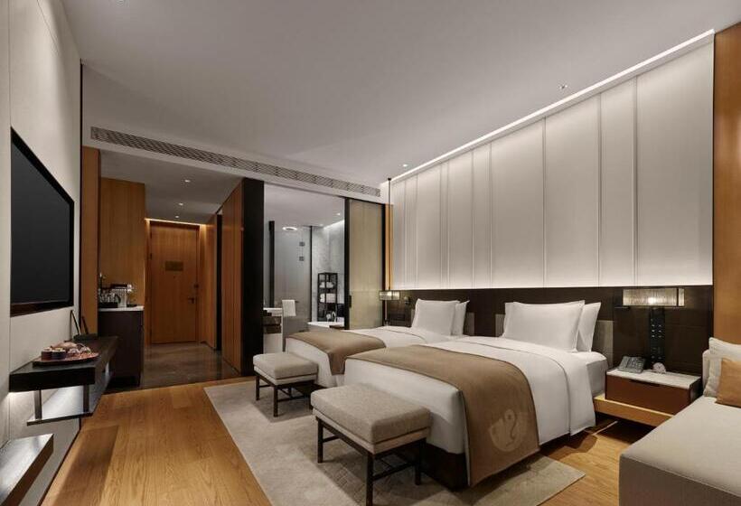 豪华房间, Phoenix River Yixing