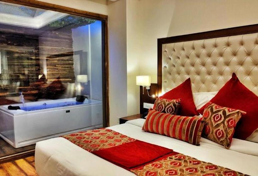 スーペリアースイート, Royal Retreat Shimla