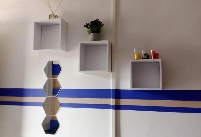 اتاق استاندارد, Le Caferoom Club