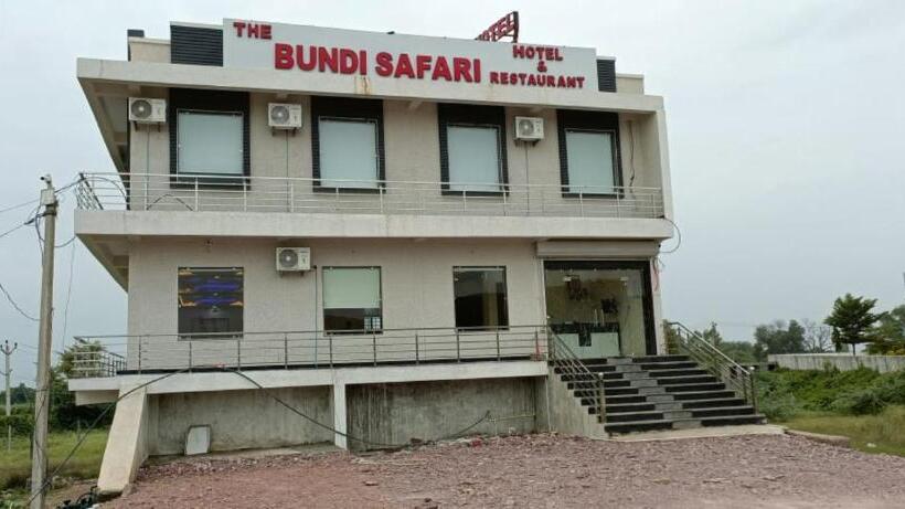 غرفة ديلوكس, The Hotel Bundi Safari