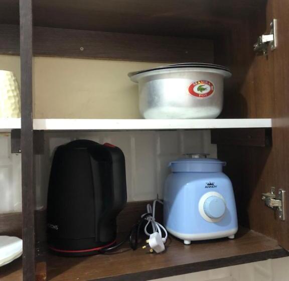 استودیوی استاندارد, Chillhaushomes