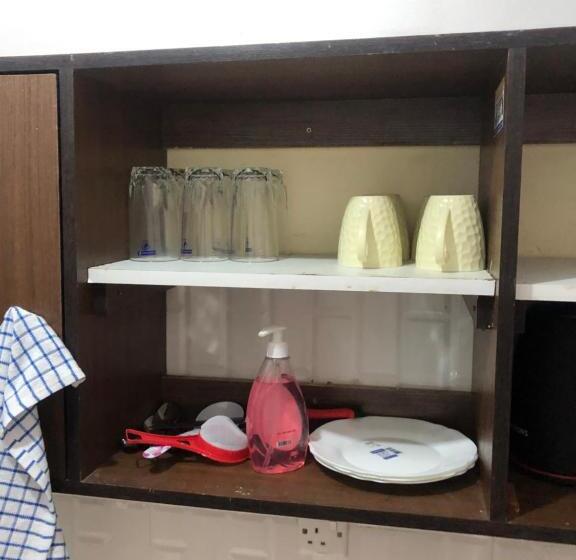 استودیوی استاندارد, Chillhaushomes