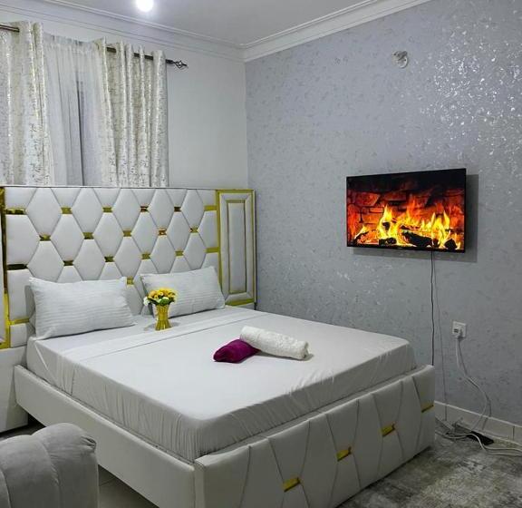 استودیوی استاندارد, Chillhaushomes