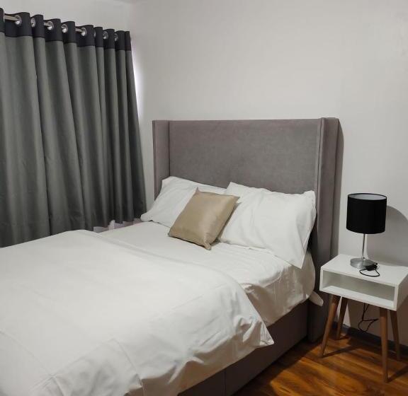 이코노미 룸, Silver City