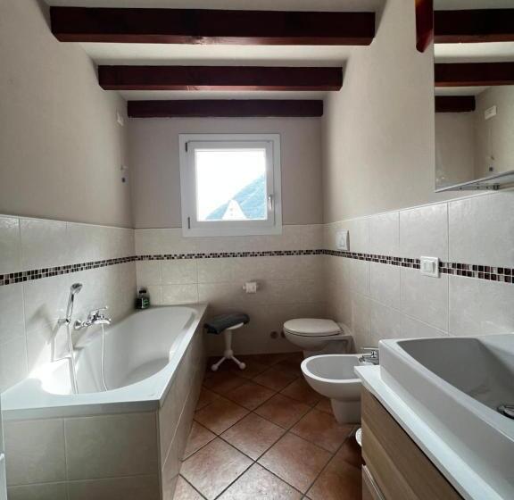 סוויטה משפחתית, Borgo Lungofiume B&b