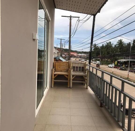 דירת חדר, Hassana Apartment