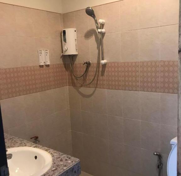 דירת חדר, Hassana Apartment