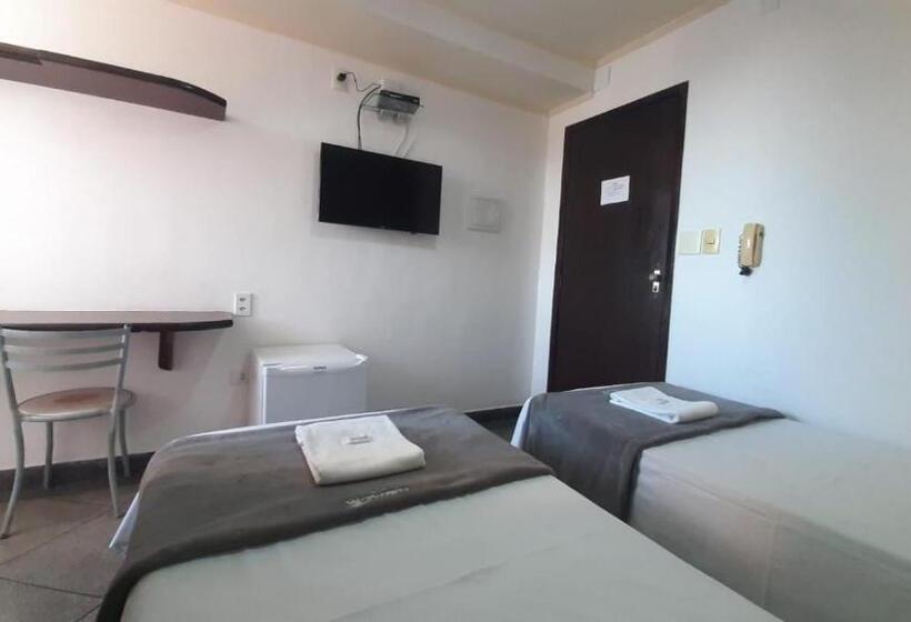 غرفة قياسية, Coité Plaza