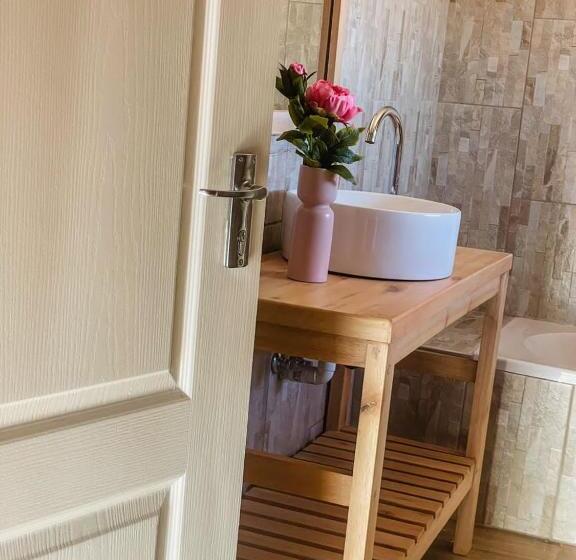 اتاق استاندارد با تخت بزرگ, Makua Bush