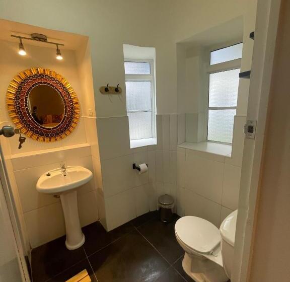 Номер Стандарт, Illa B&b