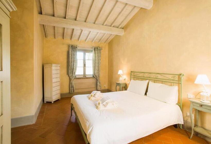 Апартаменты 1 Спальня, Isa Farmhouse With Swimming Pool Just 20 Minutes From Arezzo, Apartments With Panoramic Views